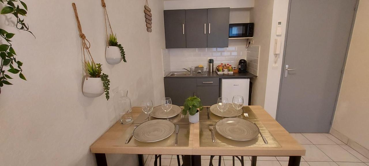 L'Escale : Duplex 4 Pers. Asterix, Aeroport Roissy Cdg, Paris Apartment Moussy-le-Neuf ภายนอก รูปภาพ